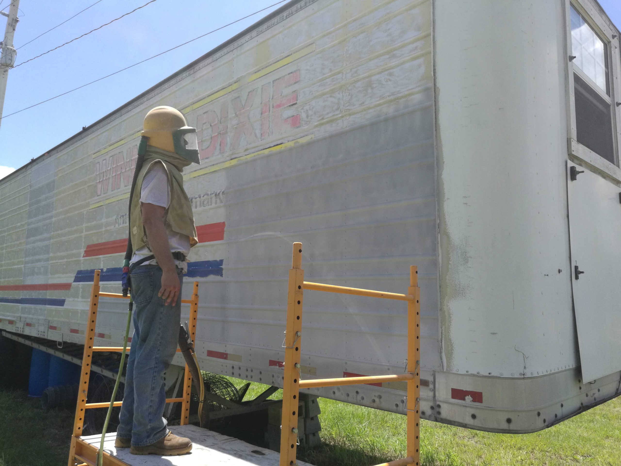 Aluminum_Tractor_trailer_sandblast_paint_removal-03-scaled.jpg