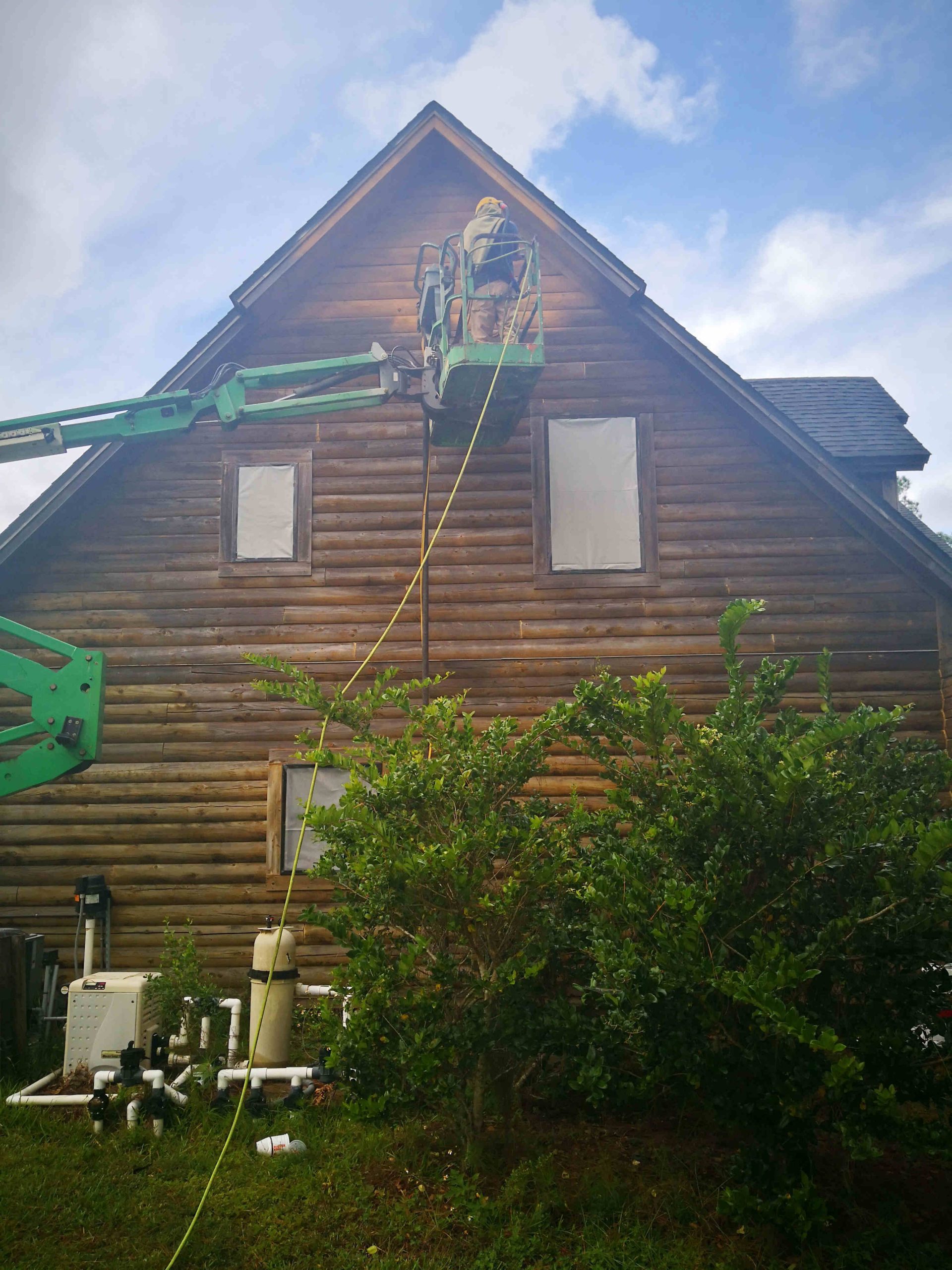 Log_cabin_house_sandblasting_stain_removal_restoration_02-scaled.jpg